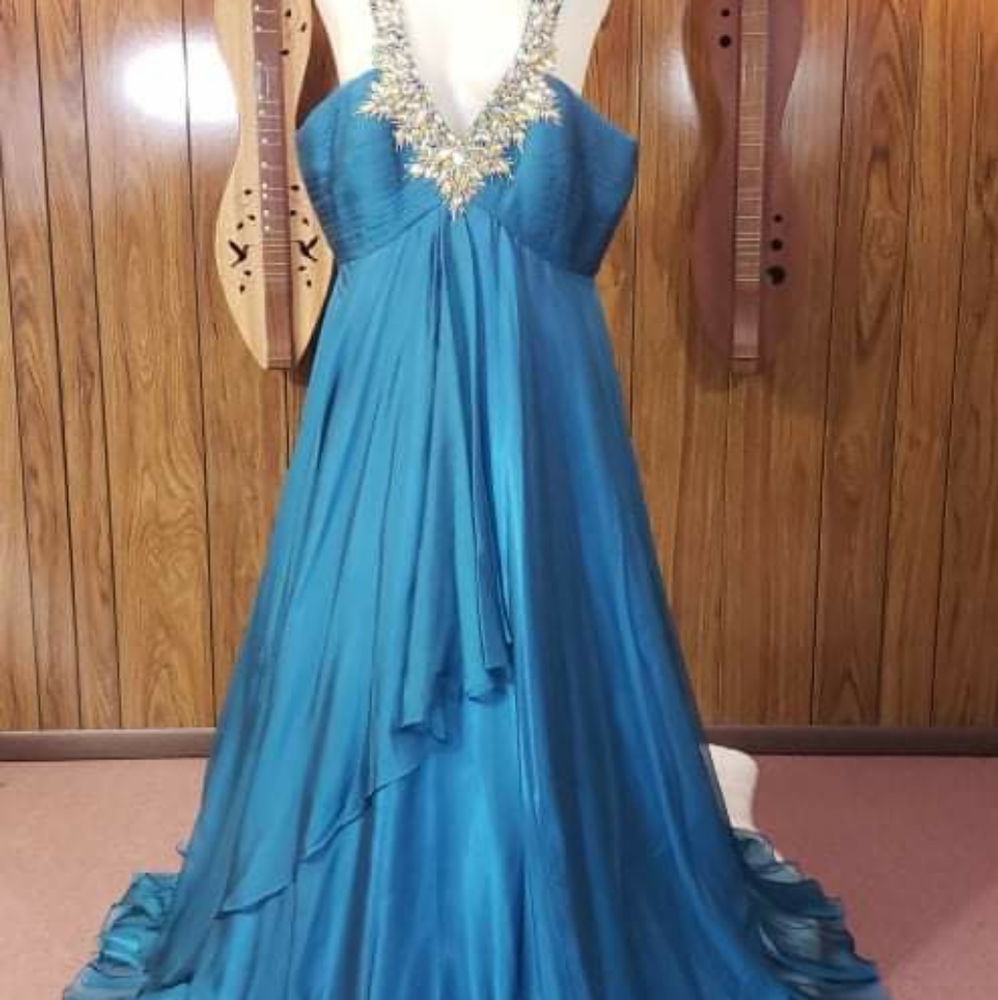VM - Long Dress - Color Teal - Size 16W - A11085 6774W